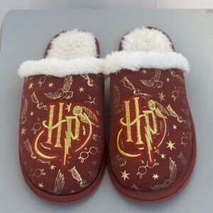 Harry Potter Cozy House Slippers – Super Soft & Magical